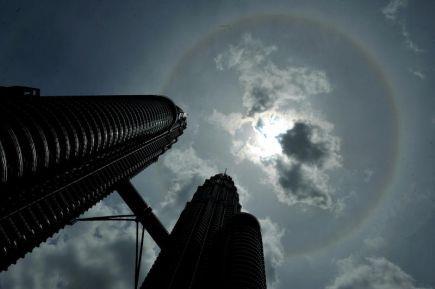 Fenomena halo matahari di malaysia