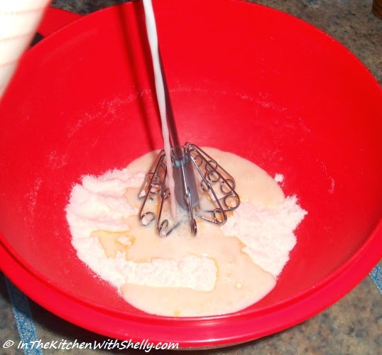 Shakin & Bakin Foodie Blog The Pogo Whisk Mixes, Whips, Blends and
