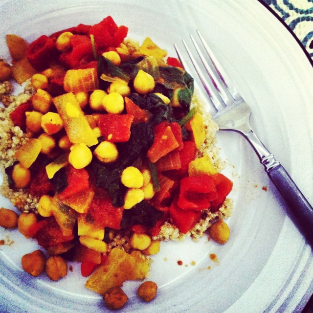Fueling Strong Curried Spinach Chickpeas + Quinoa