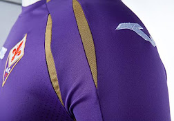 Fiorentina-14-15-Home-Kit+(4).jpg