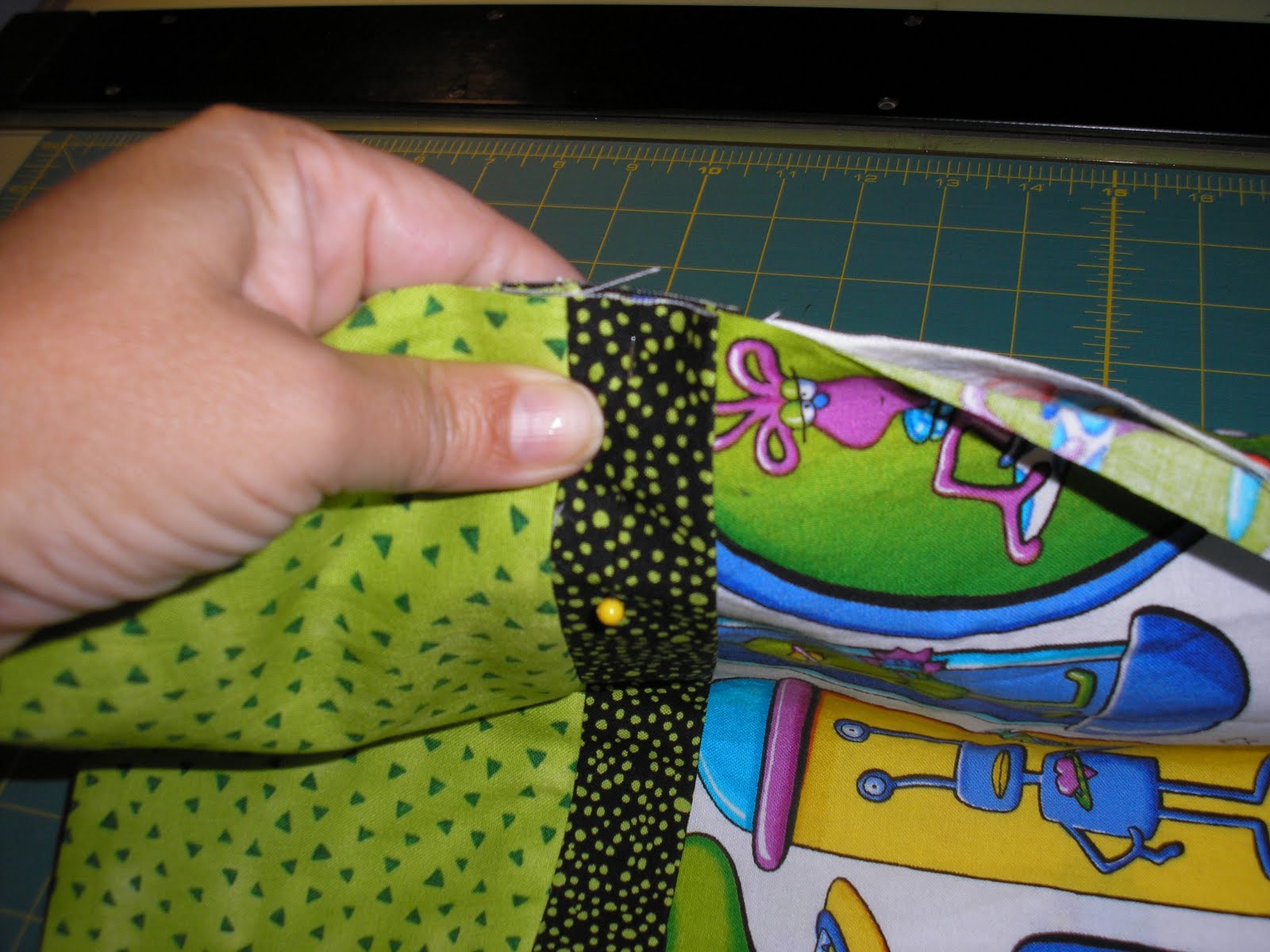 Another Day In Pensacola 3 Fabric Tube and French Seams Pillowcase Tutorial