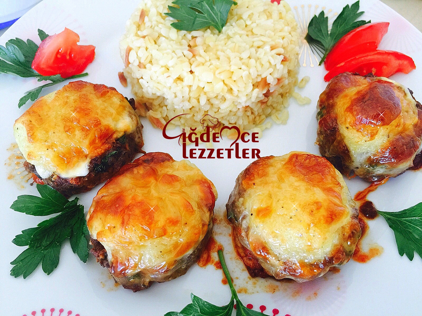 cigdemcelezzetler HASAN PAŞA KÖFTESİ