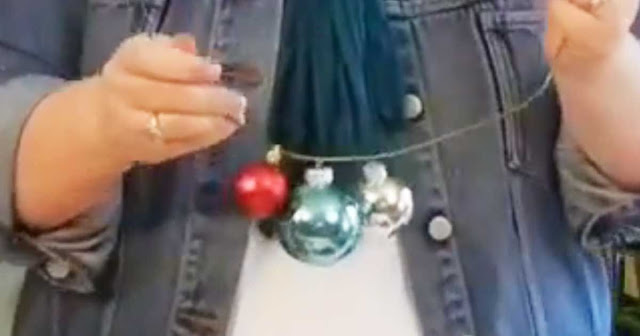 How To Make A Fun Christmas Ornament Wreath