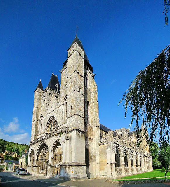 Notre Dame or Our Lady's Church in Les Andelys. Photo: WikiMedia.org.