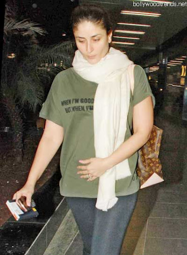 - Kareena Pregnant Pics