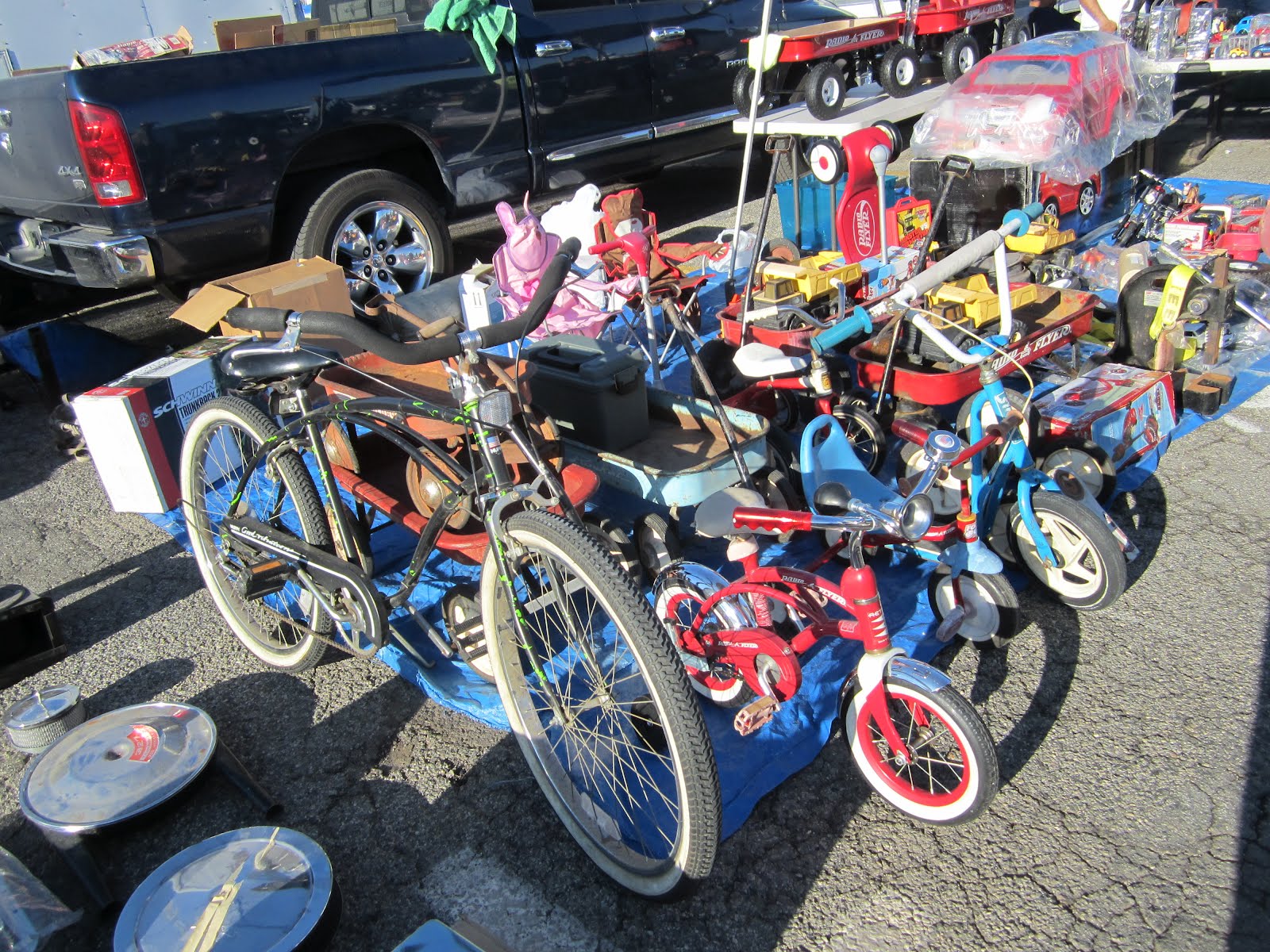 It’s a Date FatherDaughter Bonding at the Pomona Swap Meet & Classic