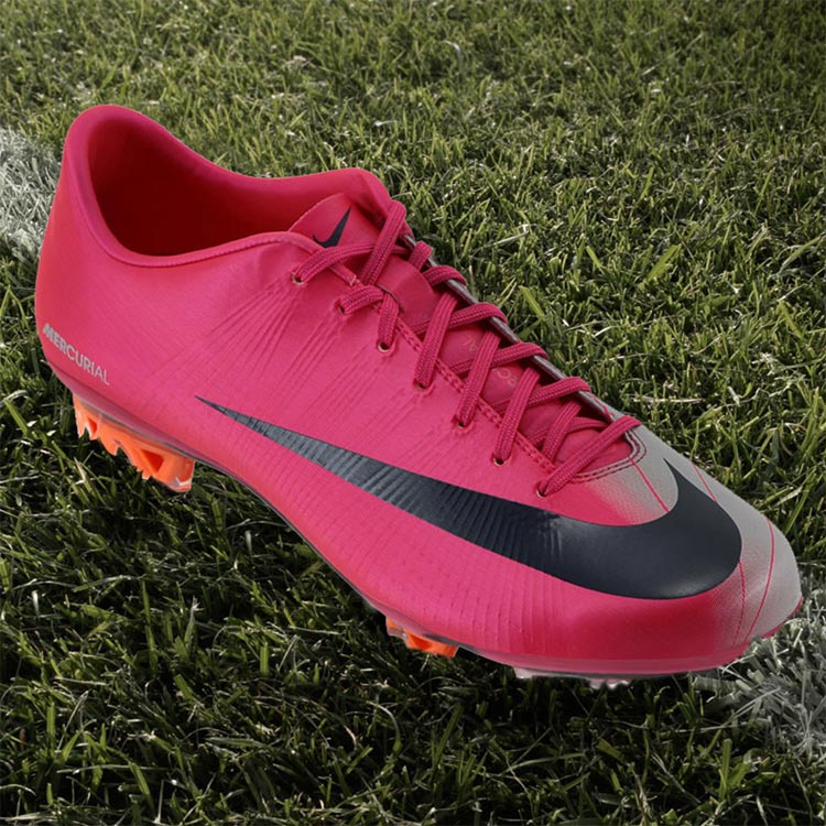 Featured image of post Chuteira Nike Cr7 Rosa Encontre ofertas imperd veis no ebay em t nis de futebol nike cr7
