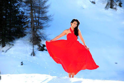 Tollywood Actress Isha Chawla Hot Stills