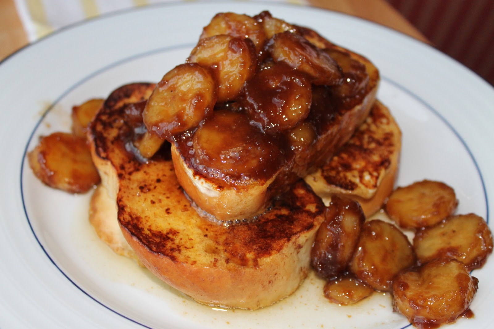 Life on Food French Toast with Bananas Foster Sauce