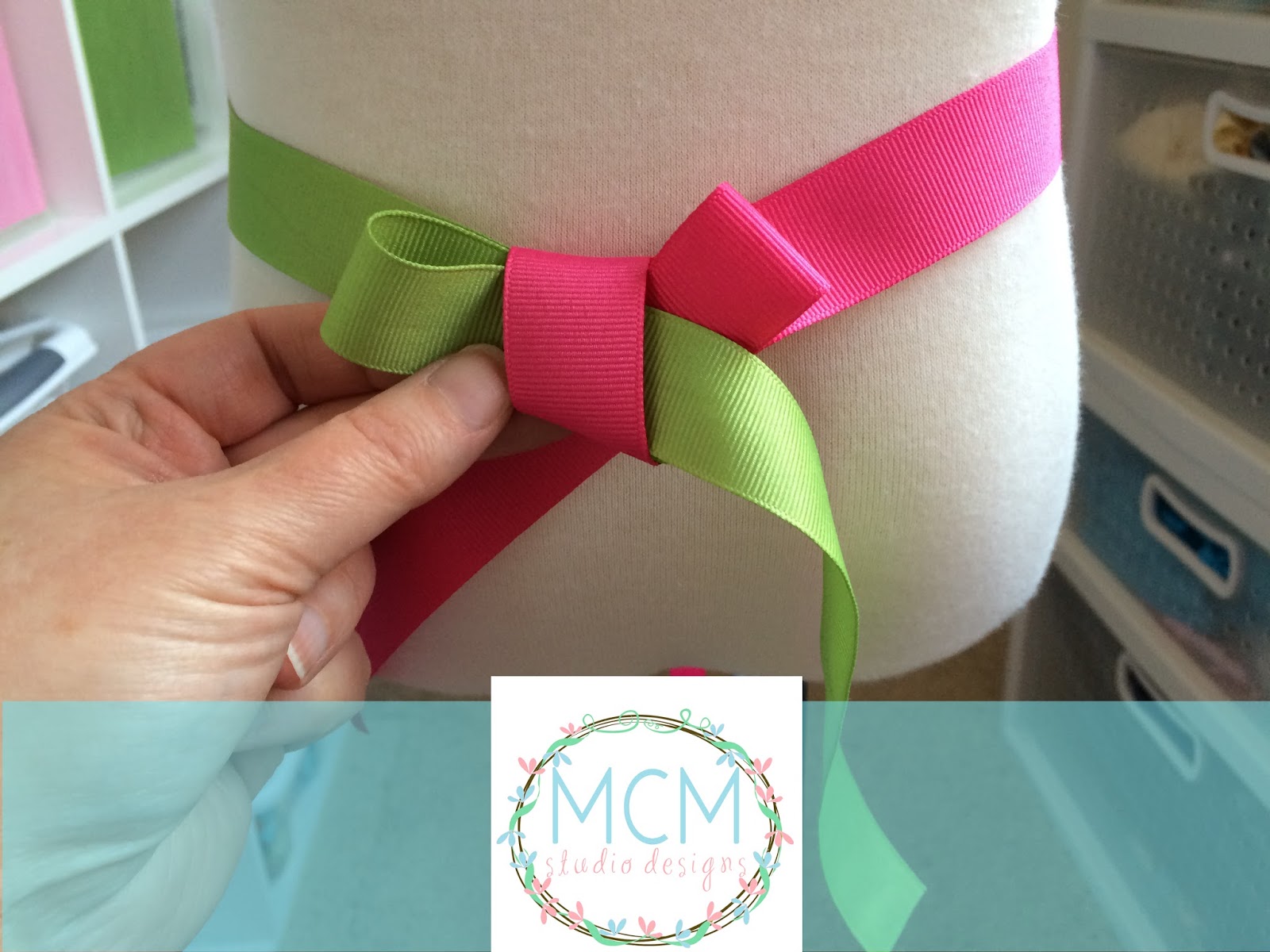 The Merry Church Mouse How To Tie the Perfect Sash Bow