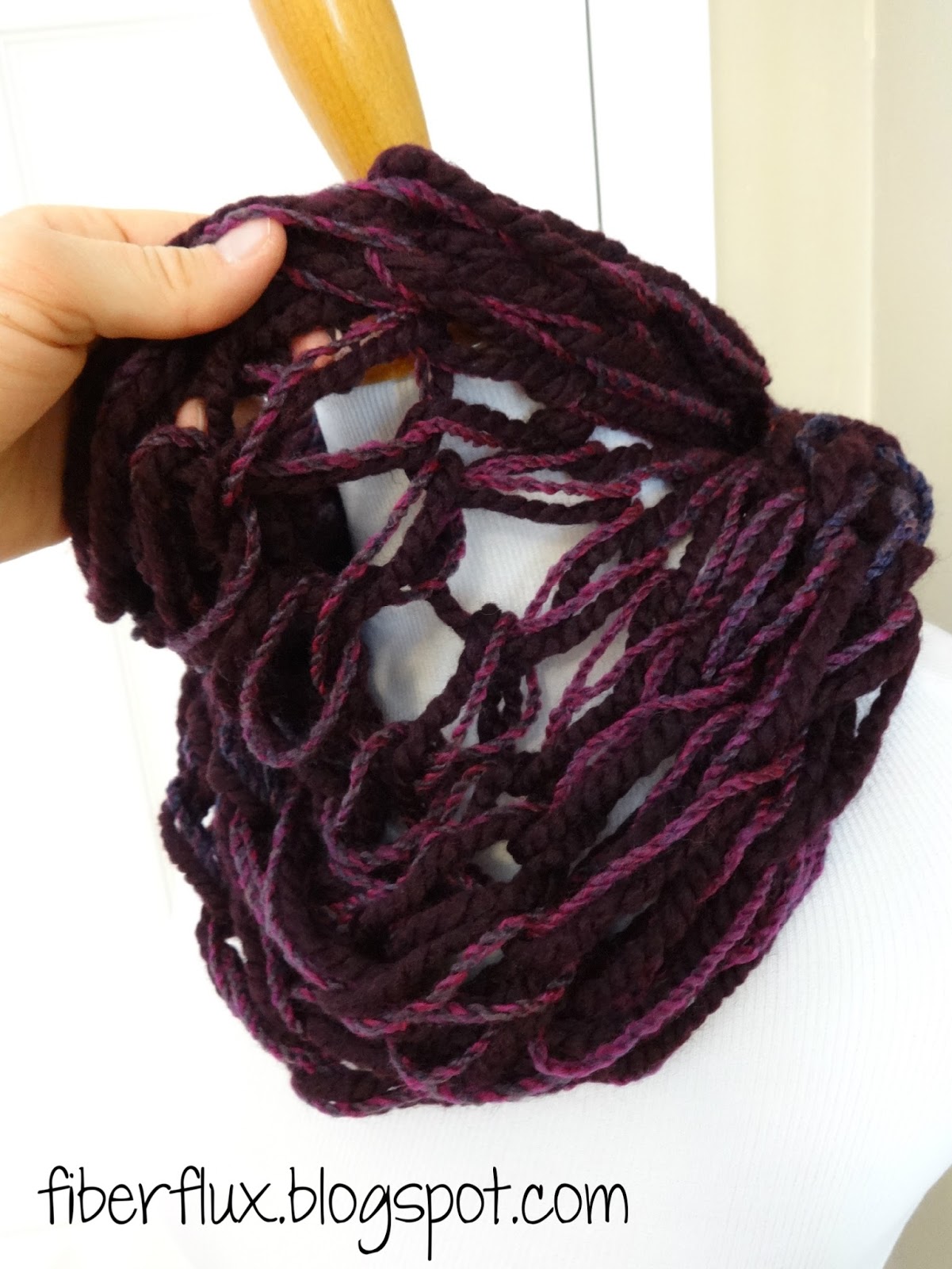 Fiber Flux Free Knitting Pattern...Chunky Arm Knit Cowl!