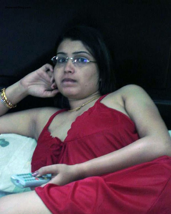 Bollywoodstarinfo Desi Super Hot Aunty In Red NightySexiezPix Web Porn