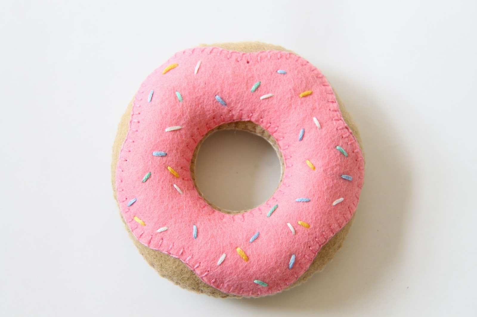 Donut Pin Cushion Felt Pin Cushion Sewing Accessory 