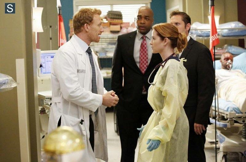 POLL: What was your favorite scene from Grey's Anatomy 10.24 "Fear (Of The Unknown)"?