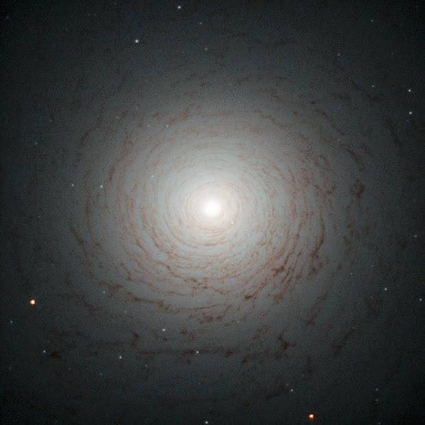 Lenticular Galaxy NGC 524