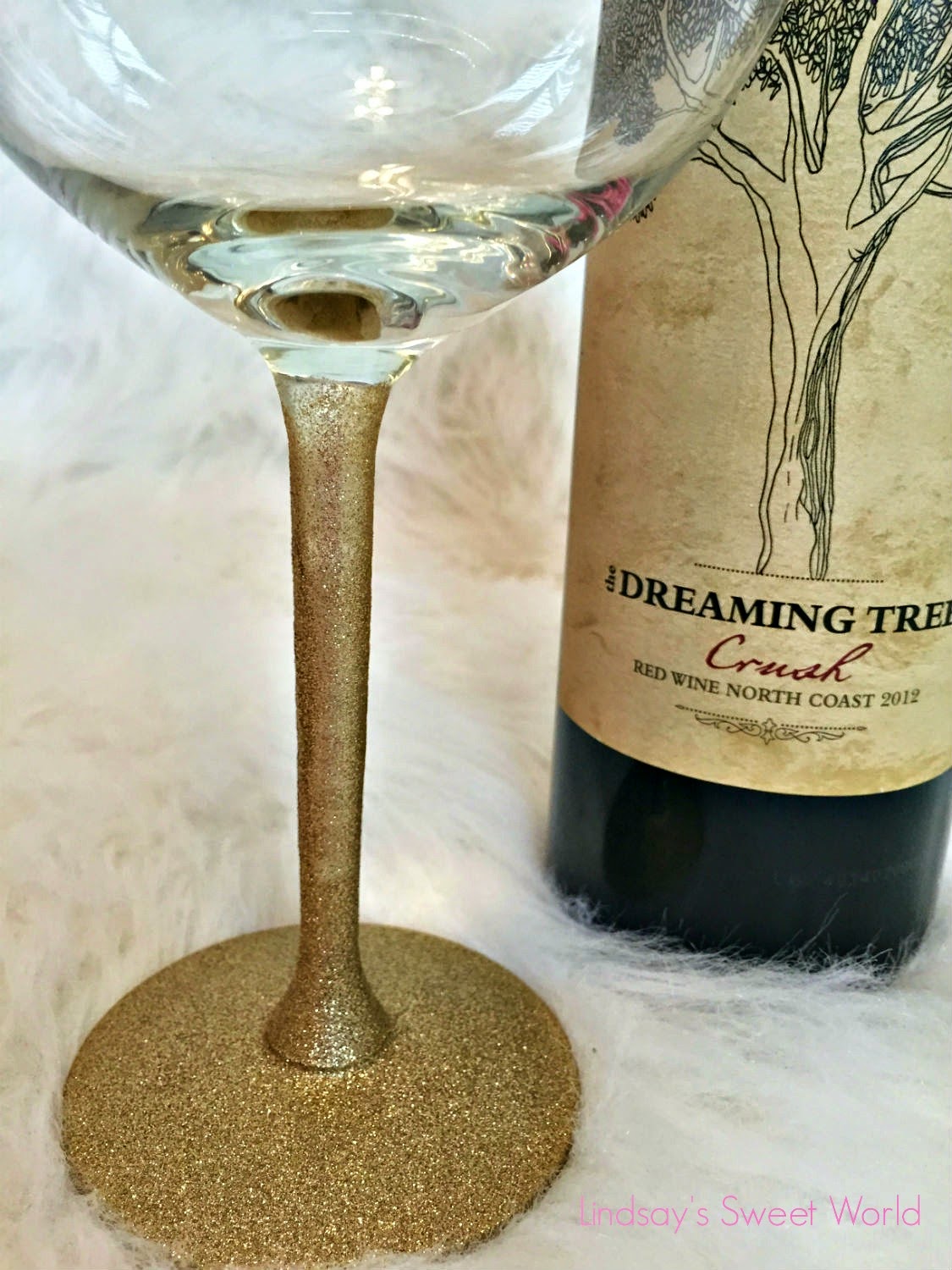 Lindsay's Sweet World DIY Gold Glitter Wine Glasses