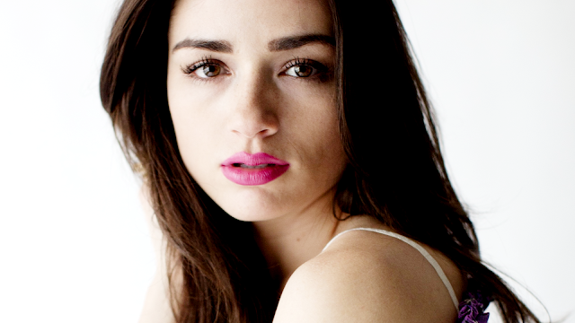 Crystal Reed Hd Wallpapers