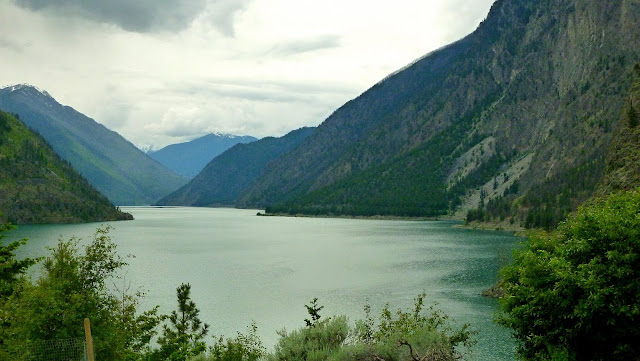 The viewpoint just outside of Lillooet; Seton Lake (2013-05-23)