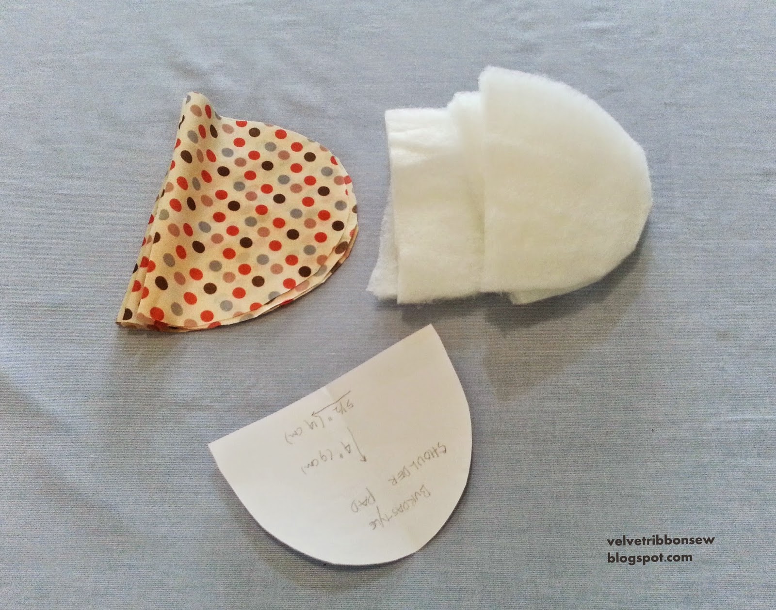 Velvet Ribbon DIY Friday Shoulder Pads