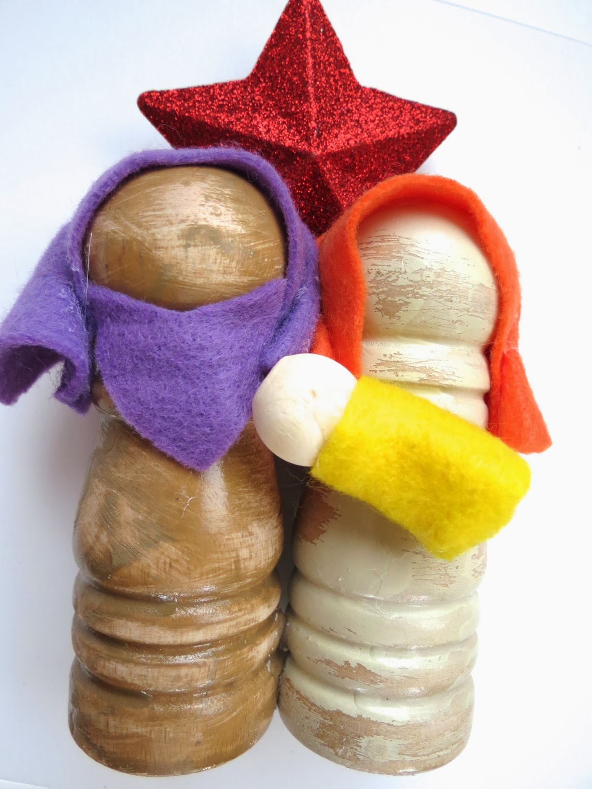 The Simple Craft Diaries From Salt and Pepper Shakers to Mary, Joseph