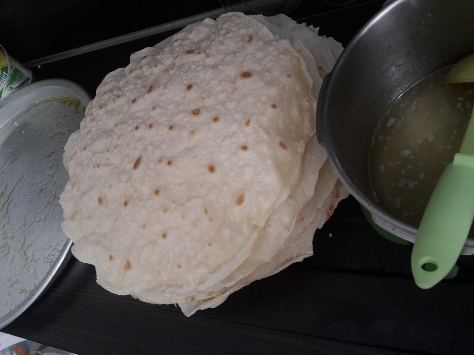 KÖY USULÜ TAVUKLU YUFKA BÖREĞI RESİMLİ BAHARIN LEZZETLERİ