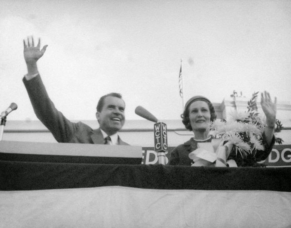 What Did  Richard Nixon and Pat Nixon  Look Like   Ago 