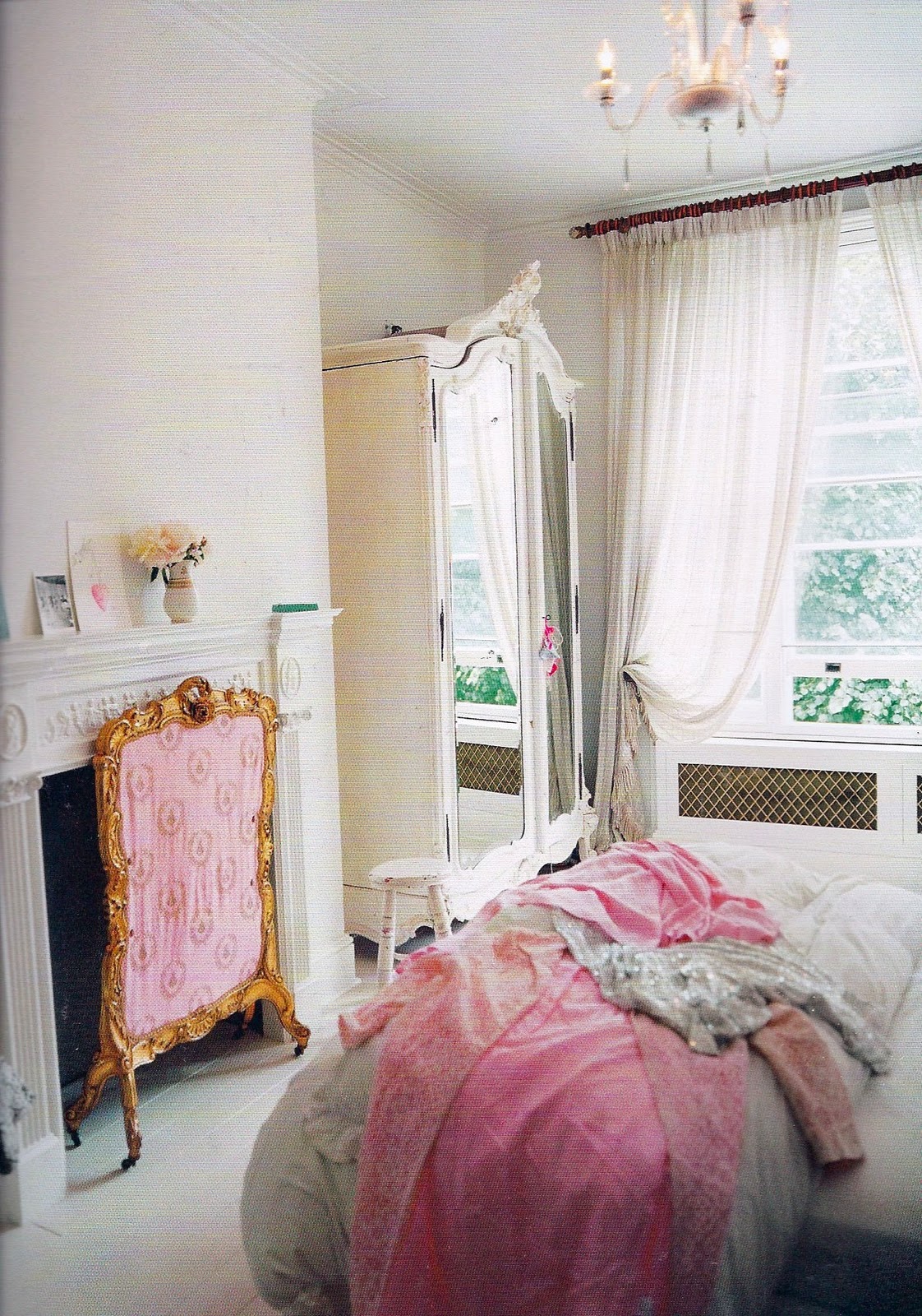 book review shabby chic inspirations Maureen Stevens