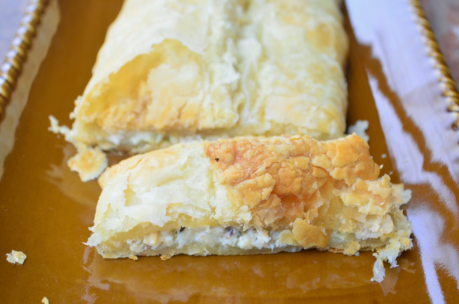 Rotisserie Chicken Queen Puff Pastry filled with Chicken, Artichokes