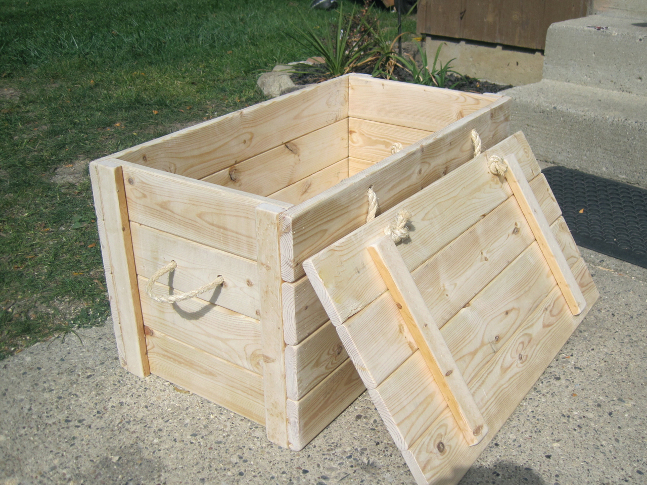 The Project Lady Wood Storage Chest Make Your Own Thread Each End In From The Outside And Tie Your Knots Inside Decide How Big You Want Handles Before Tying Last Knot Make