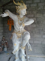 dijual patung penari Bali dibuat di Bali
