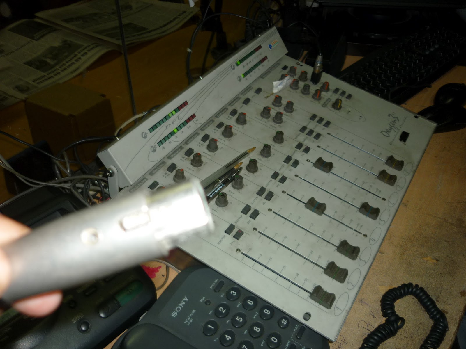 Angel Suárez PRACTICAS RADIO CARAVANA 88.7 FM