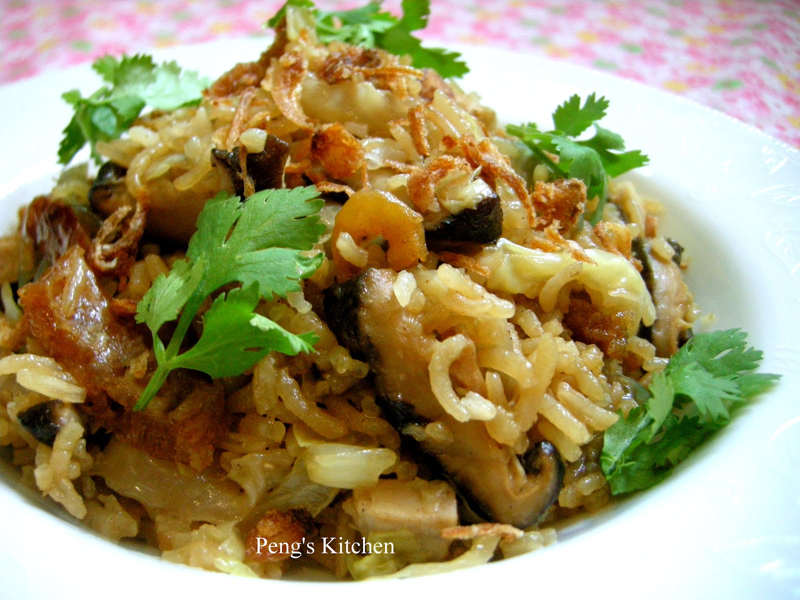 Peng's Kitchen Cabbage & Roast Pork Rice