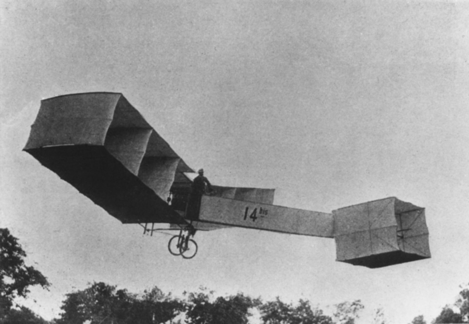 INVENCION DEL AVION invencion del avion: