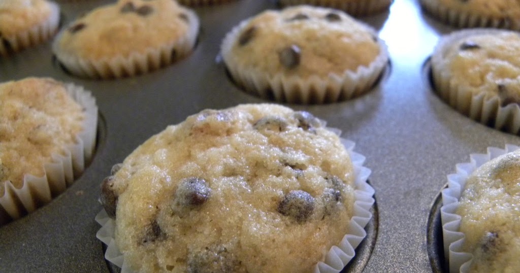 All Things Yummy Kahlua Spiked Banana Chocolate Chip Muffins