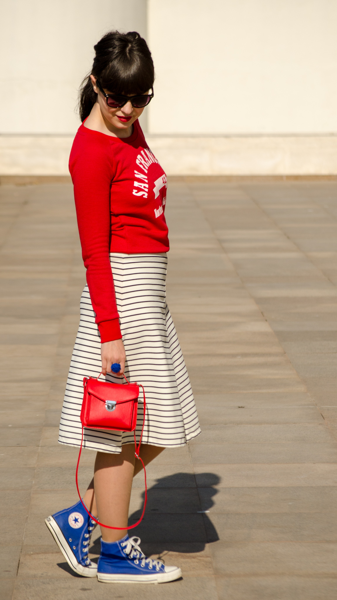 sport red top koton zara striped skirt stripes navy look red bag satchel cobalt blue sneakers converse spring outfit