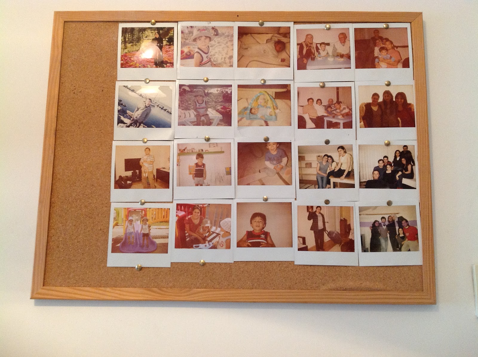 Die Abenteuer Von Kerem Polaroid Kamera