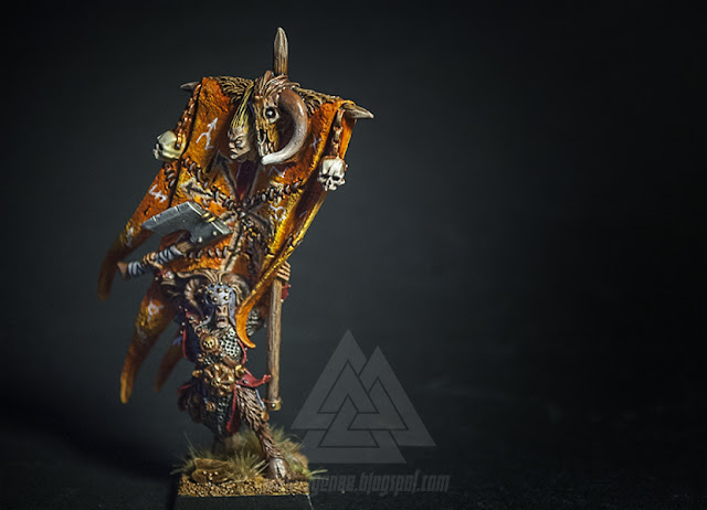 http://wolfhagen88.blogspot.com/2015/11/limited-edition-beastmen-standard-bearer.html