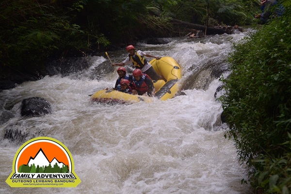 VIDEO RAFTING CIPUNAGARA SUBANG