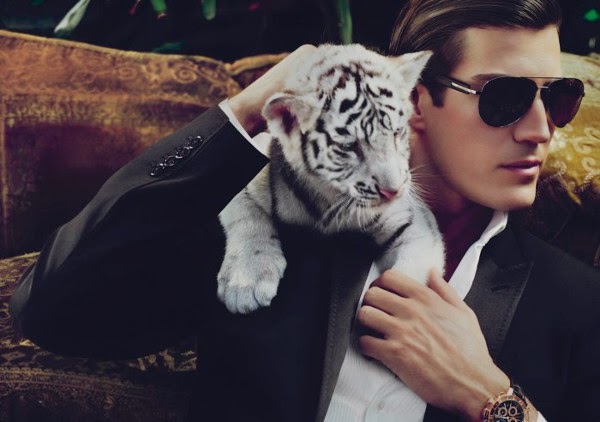 Art et glam Mert &amp; Marcus, le célèbre duo de photographes