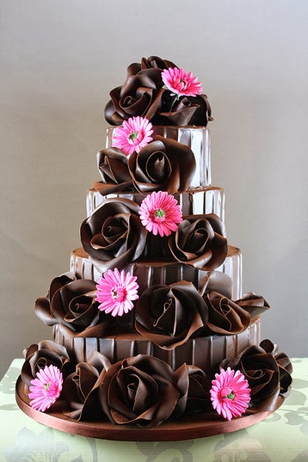precioso pastel de flores de chocolate