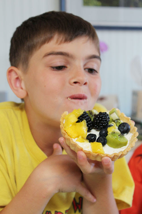 Cook Play Explore Makeyourown fruit tart bar, with masquerade mascarpone