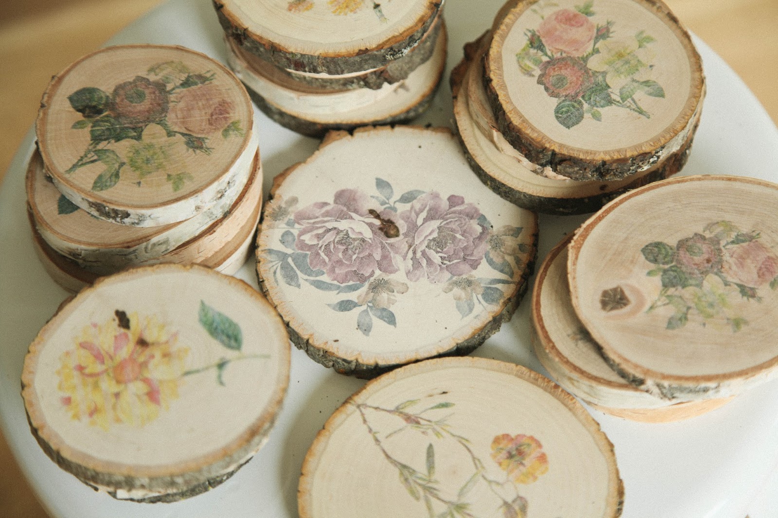 vintage pretty [DIY] Floral Coasters