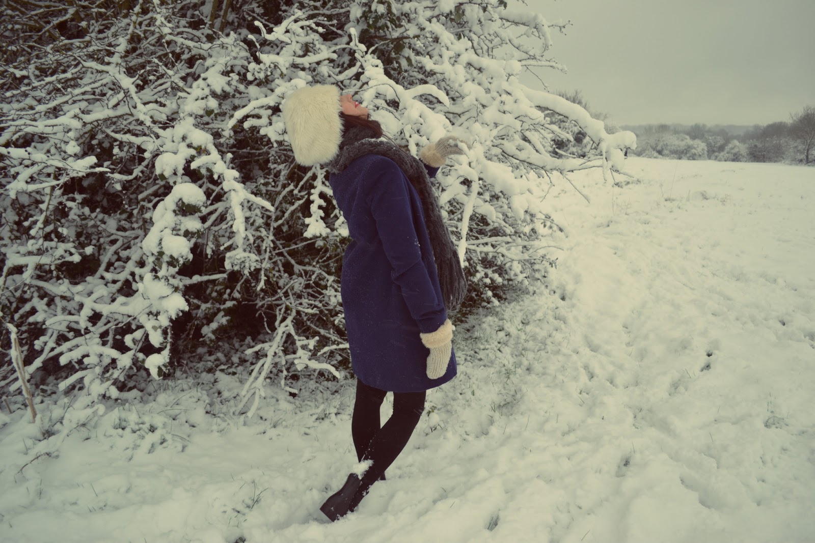 A walk in the snow.... Credit Crunch Chic