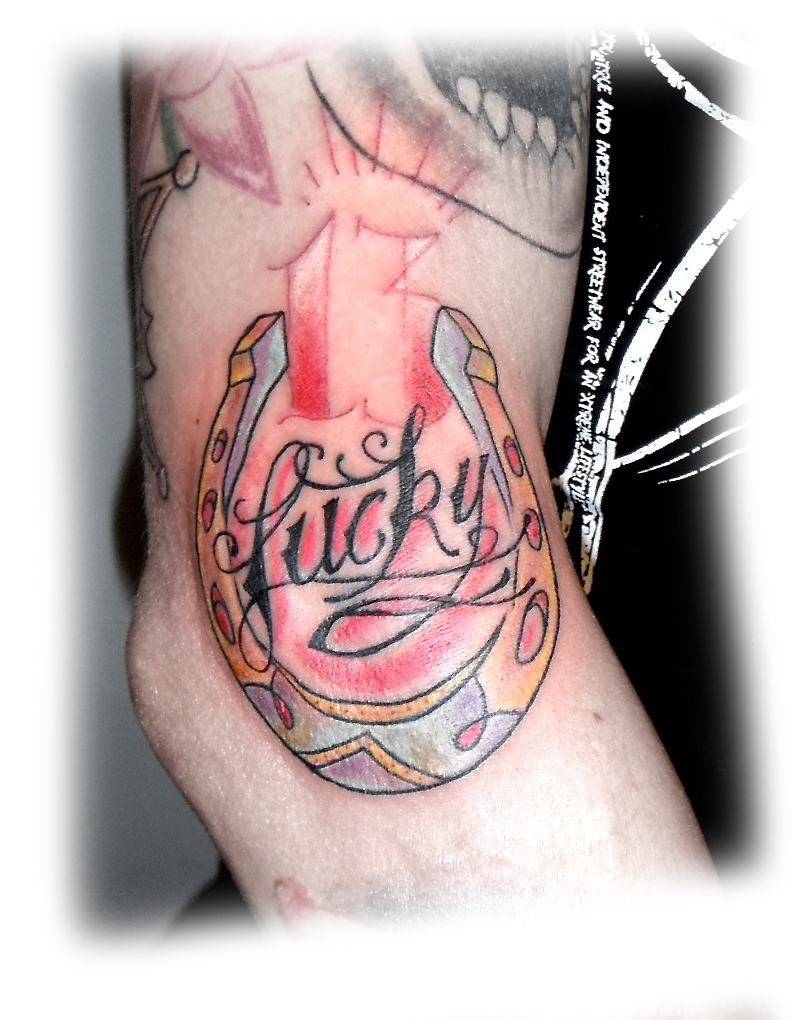 INK TATTOO Lucky 13, horseshoe tattoo + lettering