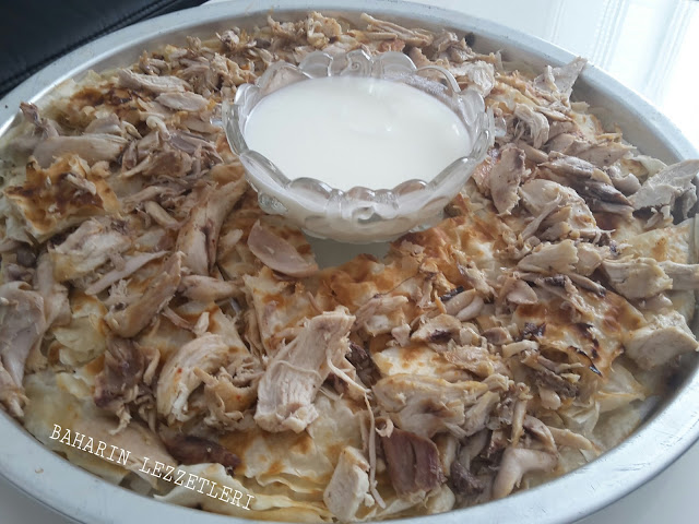 KÖY USULÜ TAVUKLU YUFKA BÖREĞI RESİMLİ BAHARIN LEZZETLERİ