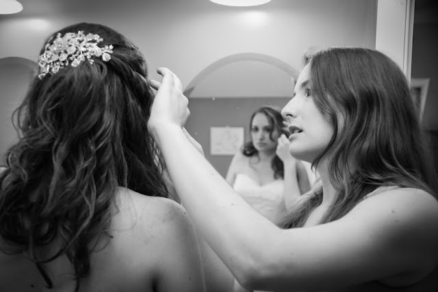 Vintage Bride Getting ready Vintage Bride Getting ready