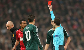 Kartu Merah Nani Didukung oleh UEFA