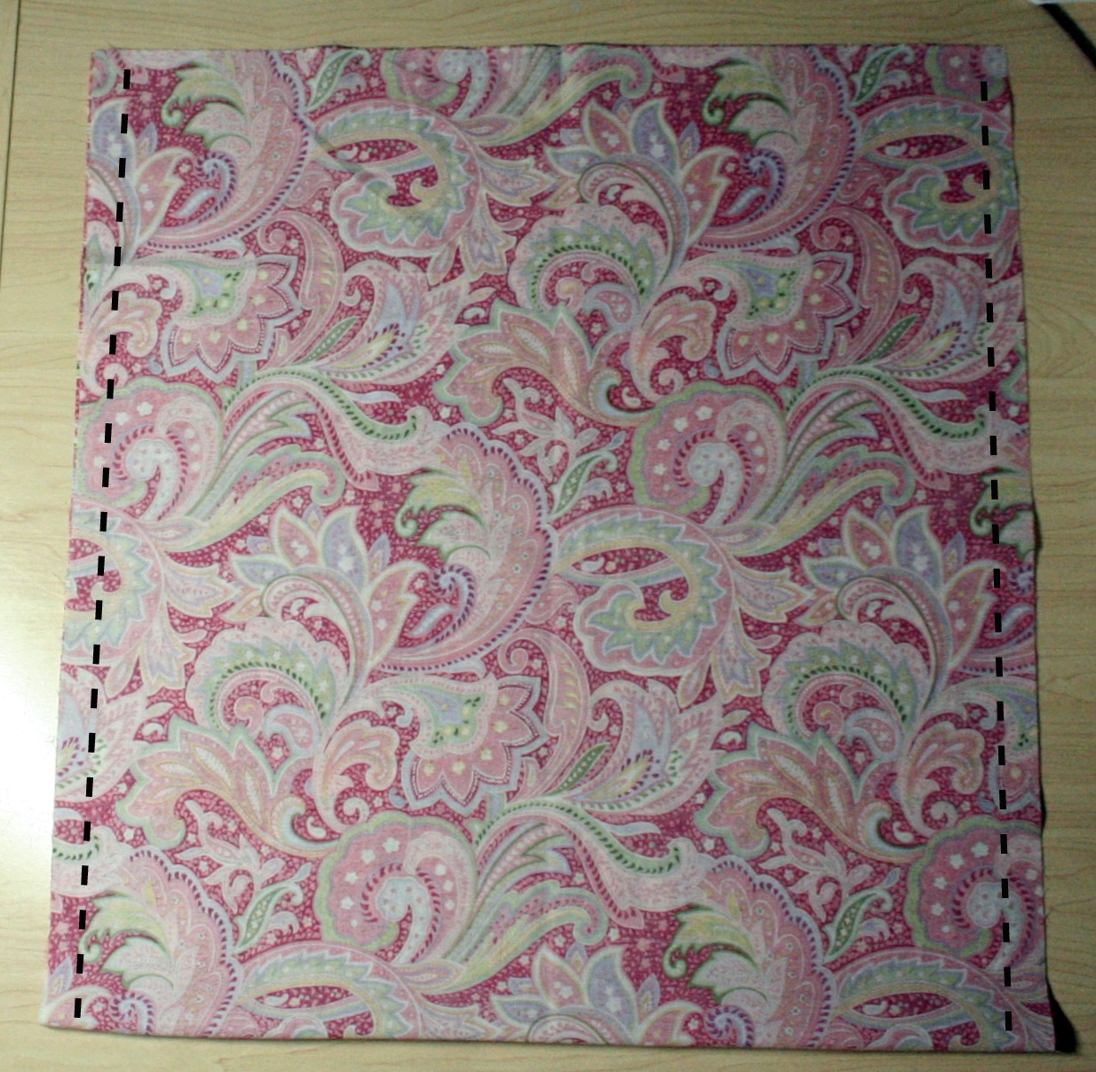 Nancy's Couture Banded Pillowcase {Tutorial}