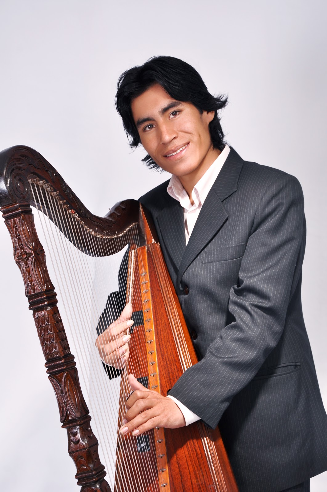 Miguel Salas Contratos Telef.2806391 Cel.990855720 Nextel 710*9906