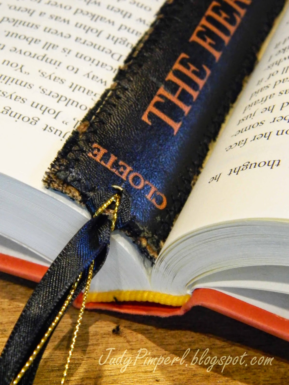 Judy Hanks Pimperl A Fun Way to Recycle an Old Hardback Book